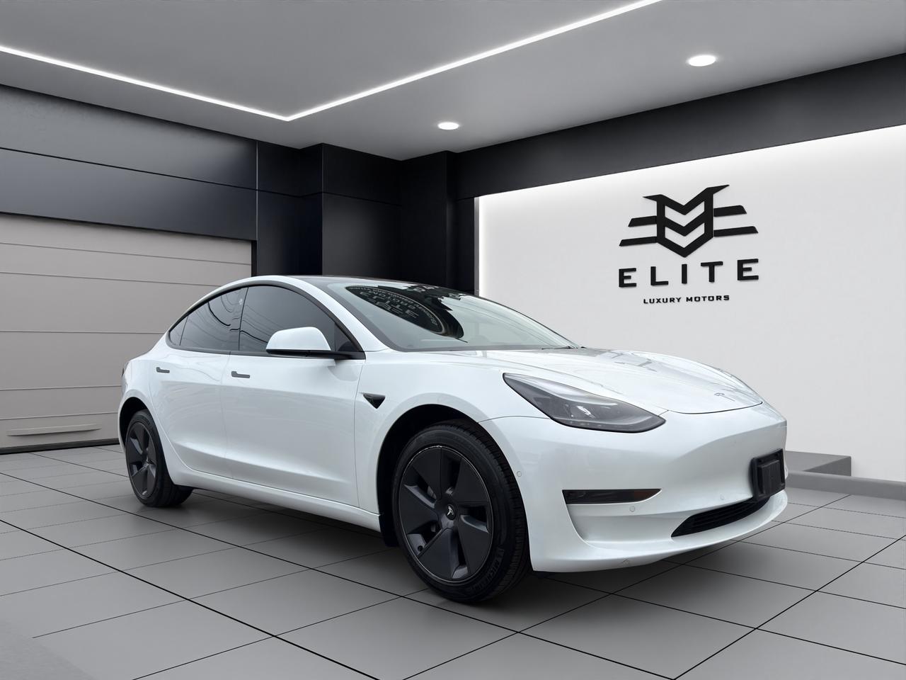 2021 Tesla Model 3 STANDARD RANGE PLUS - Blind Spot Monitor !!! Photo2