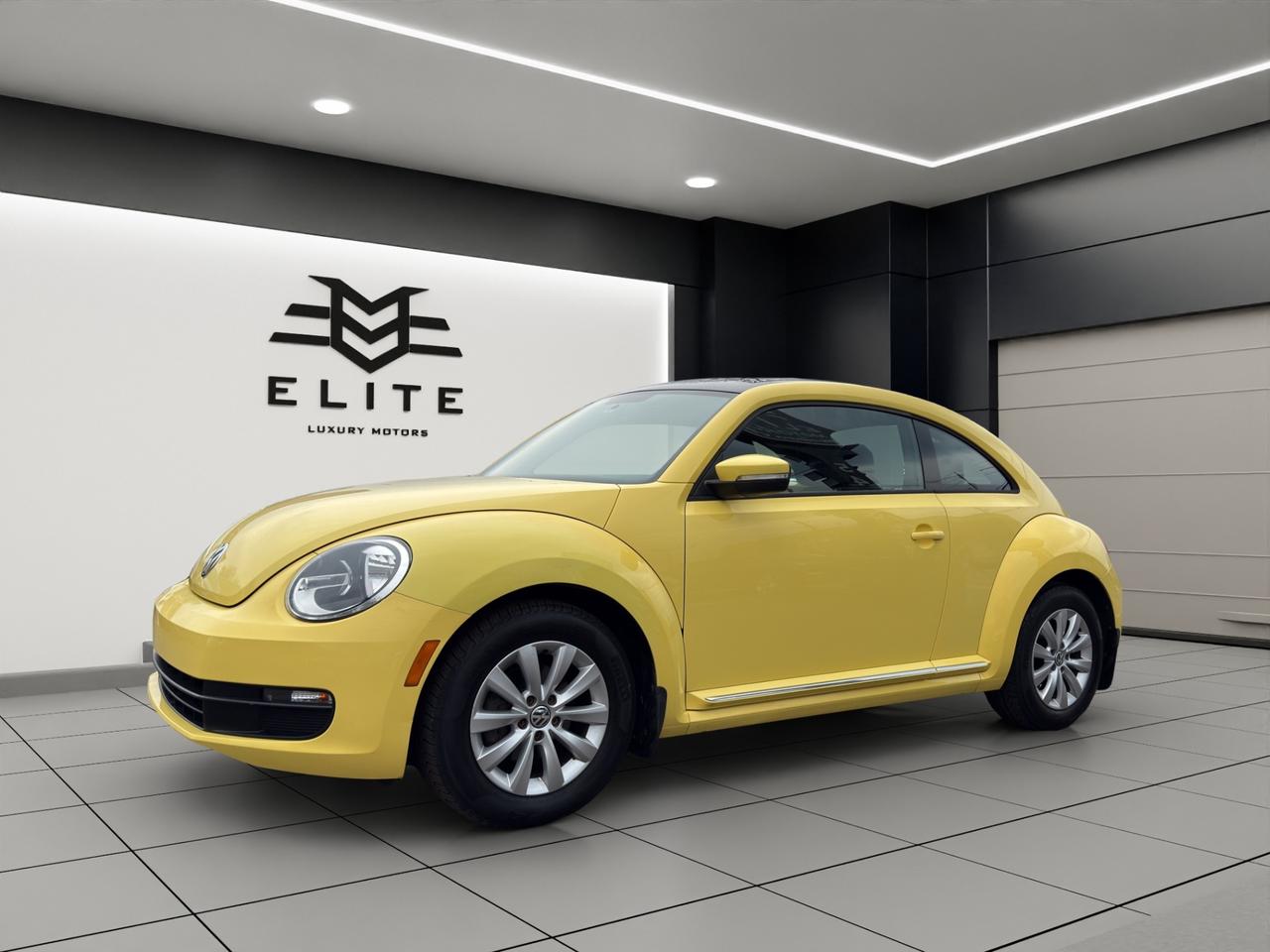 2013 Volkswagen Beetle 2.0L TDI Comfortline - Diesel -  Moonroof !!!! Photo