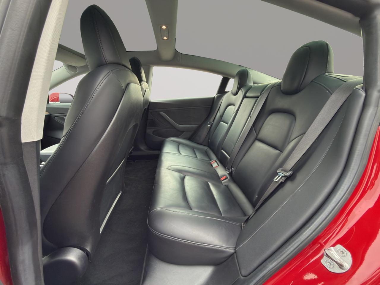 2018 Tesla Model 3 LONG RANGE - Blind Spot Monitor - Navigation System !!! Photo