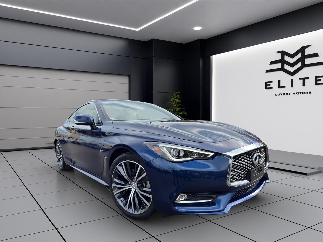 2018 Infiniti Q60 3.0T LUXE AWD - COUPE - LOW LOW KMS !!! Photo