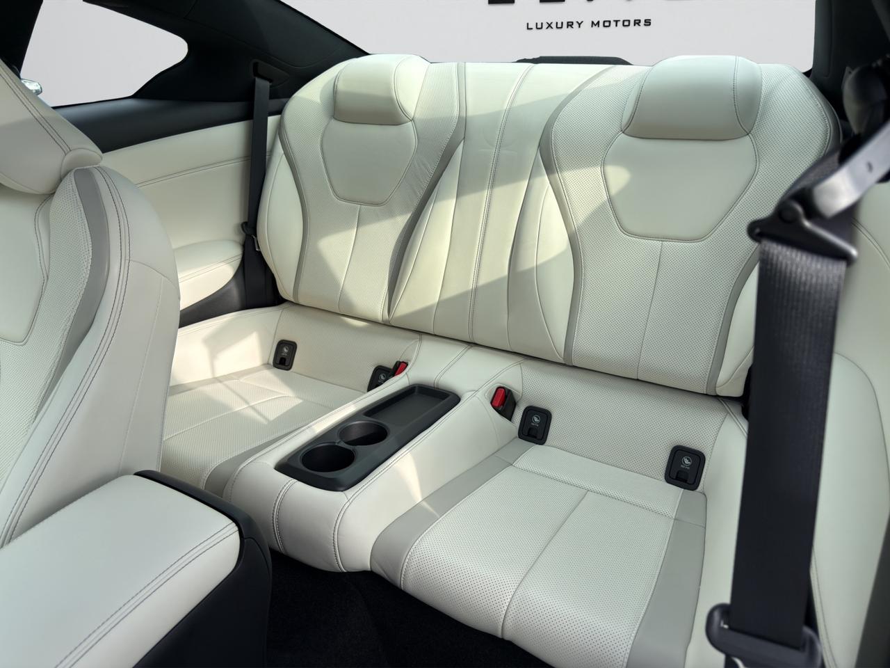 2018 Infiniti Q60 3.0T LUXE AWD - COUPE - LOW LOW KMS !!! Photo