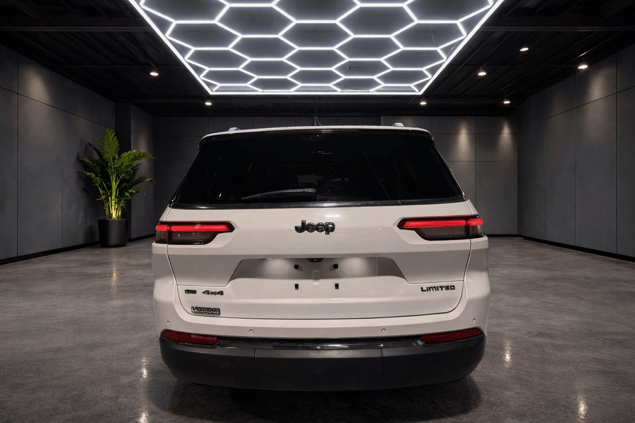 2021 Jeep Grand Cherokee L Limited 4x4 Photo