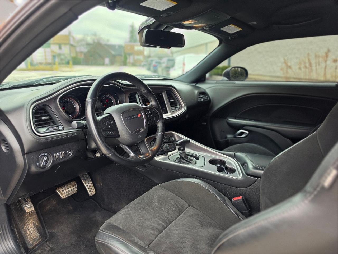 2022 Dodge Challenger GT PLUS AWD-BLACK TOP PKG-ALCANTARA SEATS Photo