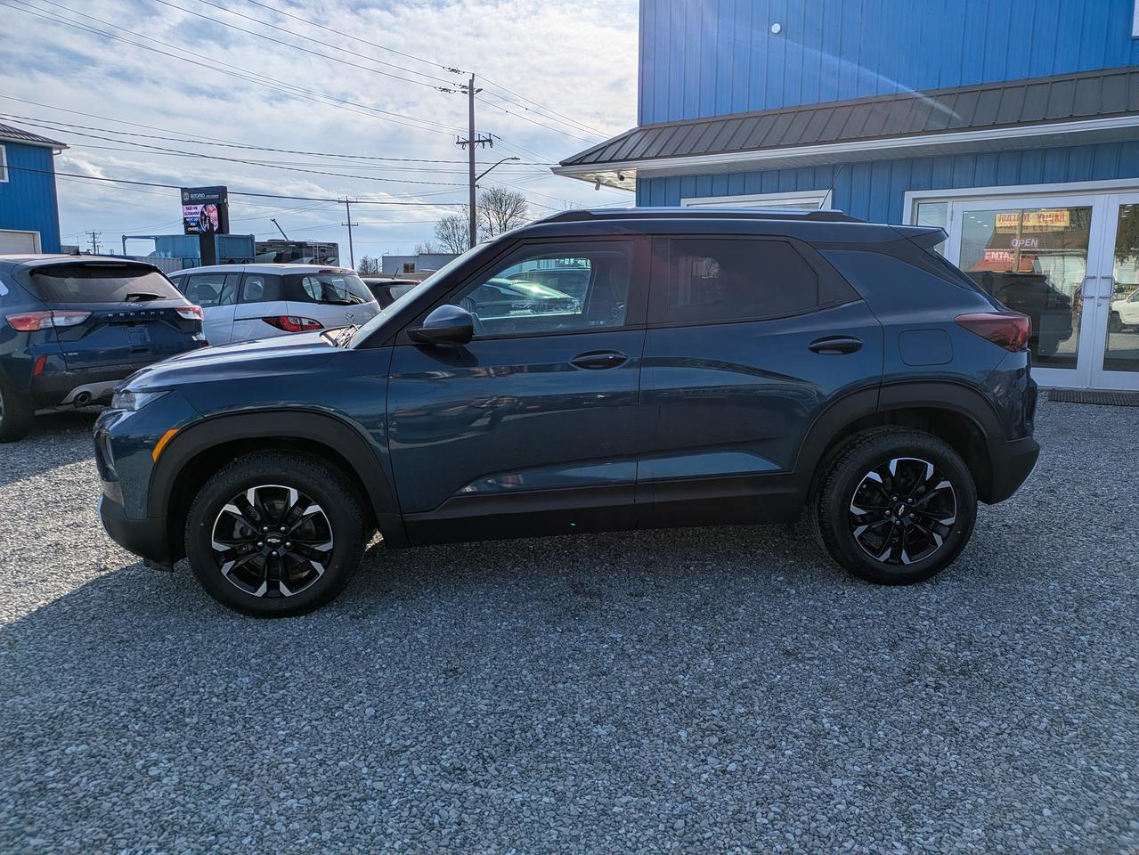 2021 Chevrolet TrailBlazer AWD 4dr LT Photo1