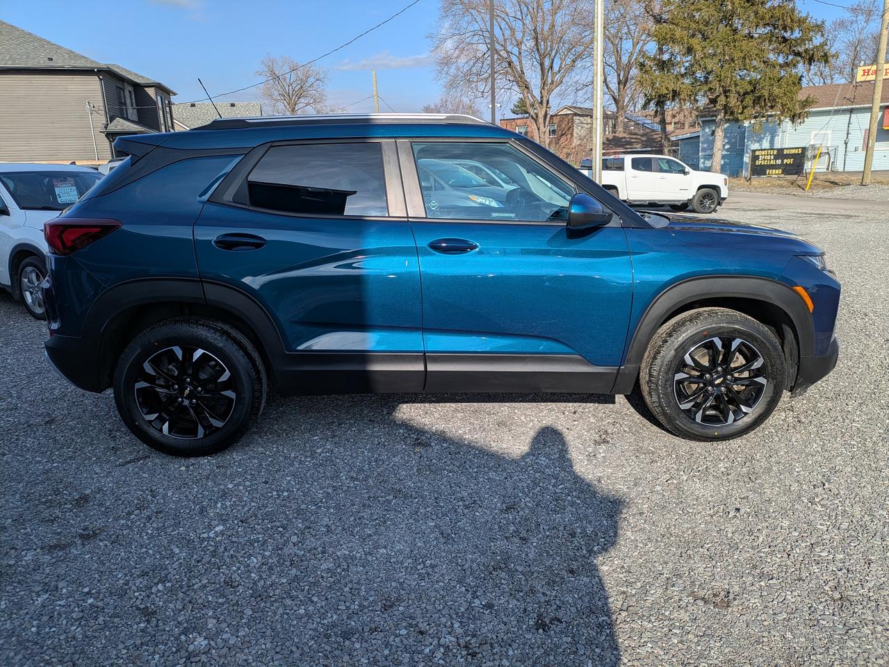 2021 Chevrolet TrailBlazer AWD 4dr LT Photo
