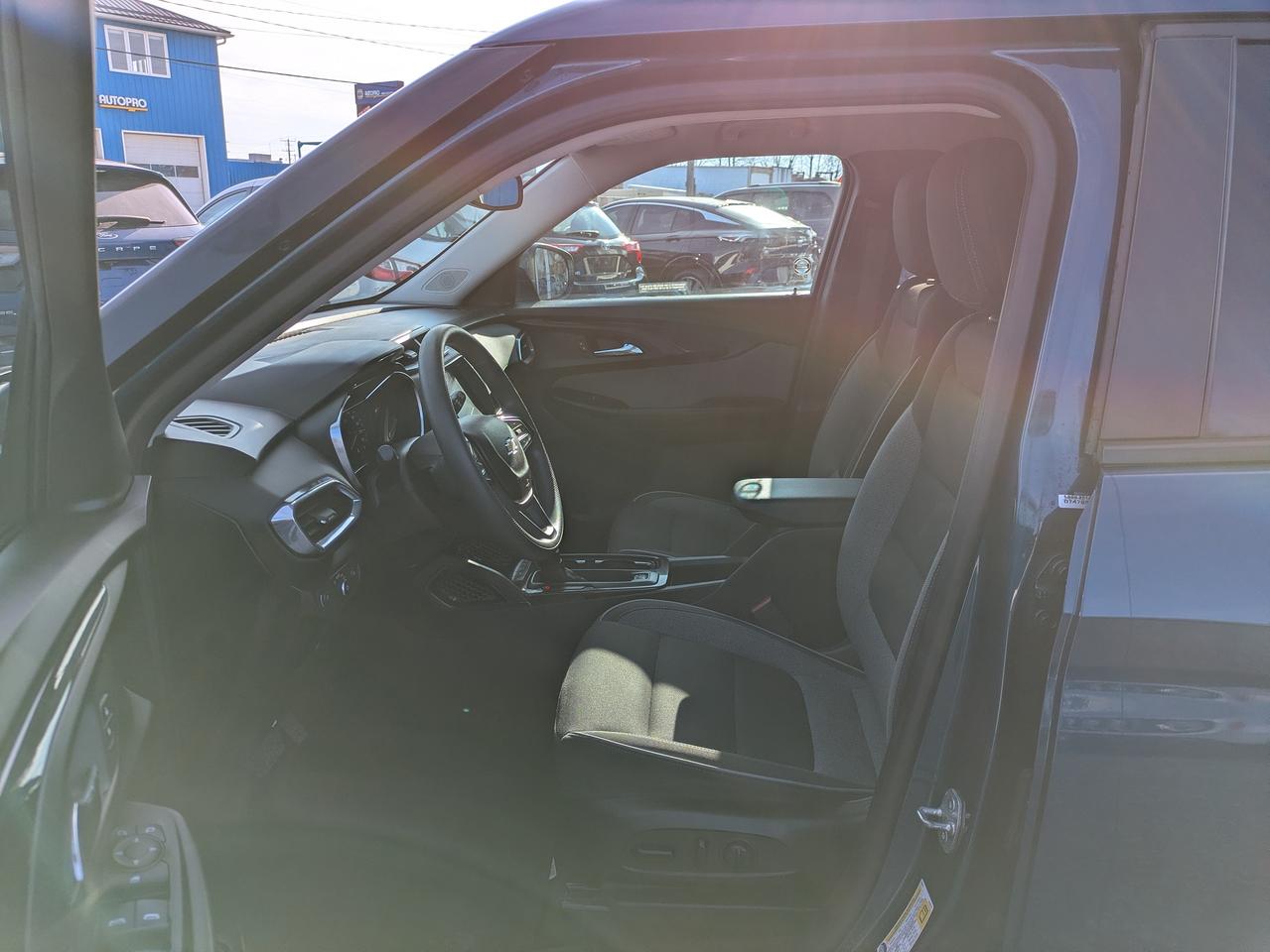 2021 Chevrolet TrailBlazer AWD 4dr LT Photo