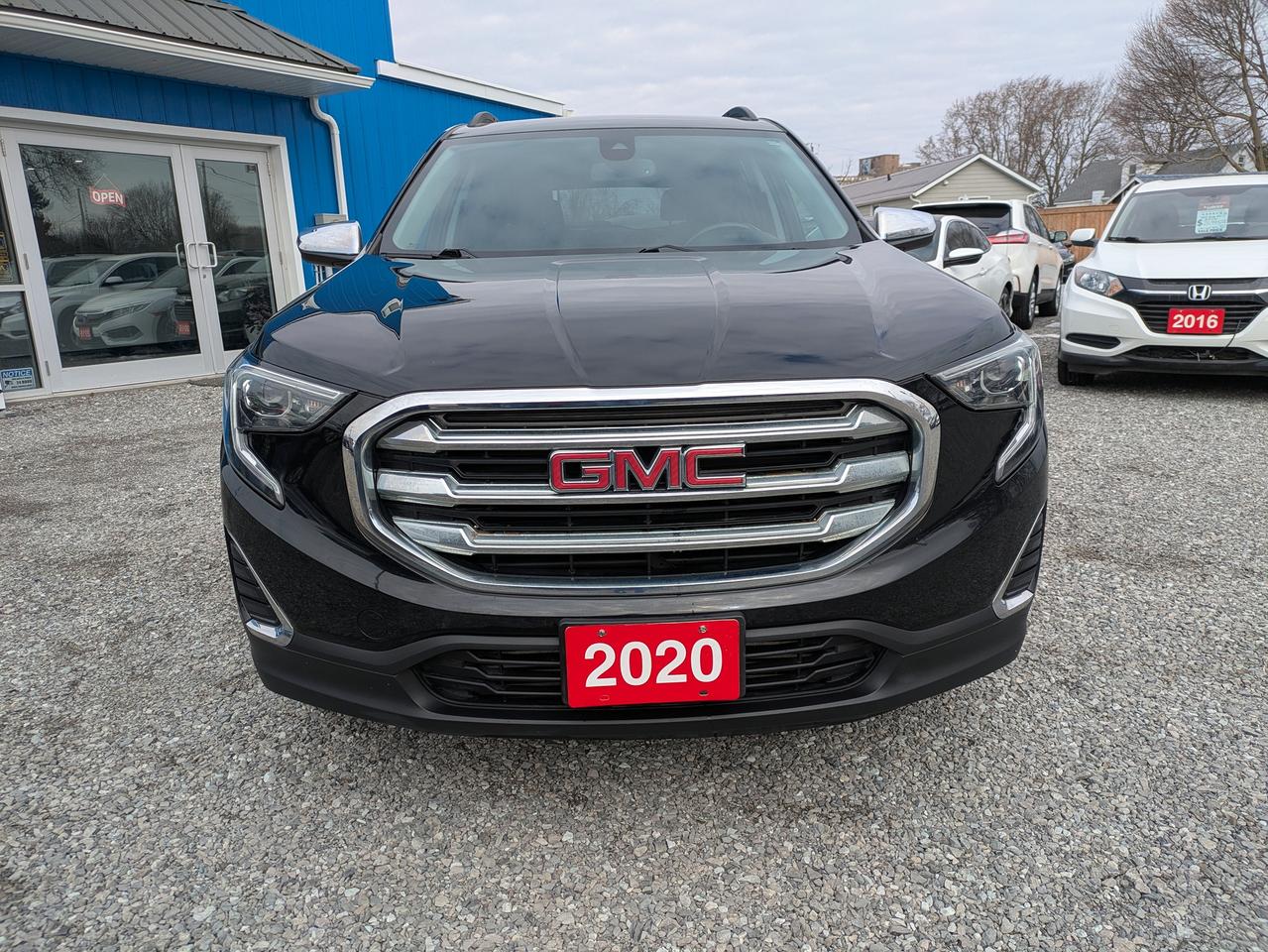 2020 GMC Terrain FWD 4DR SLE Photo