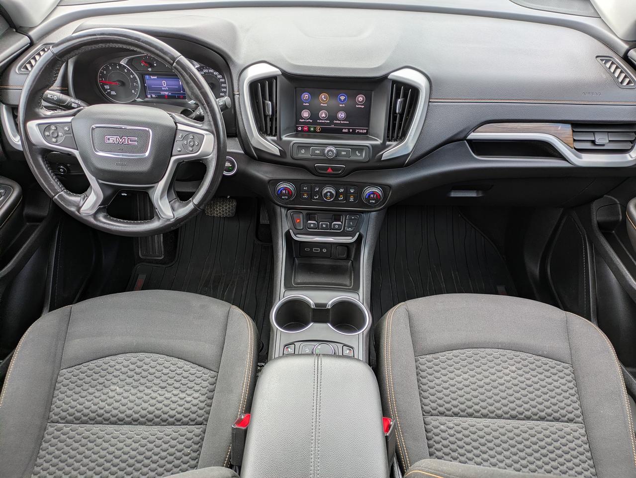 2020 GMC Terrain FWD 4DR SLE Photo