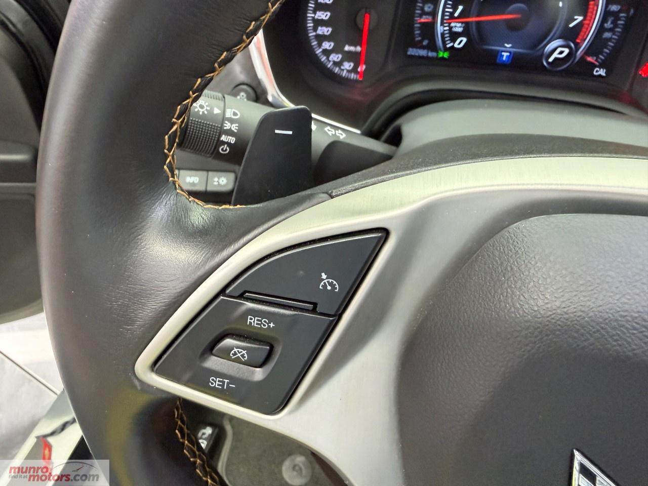 2017 Chevrolet Corvette Stingray Coupe Z51 3LT Photo