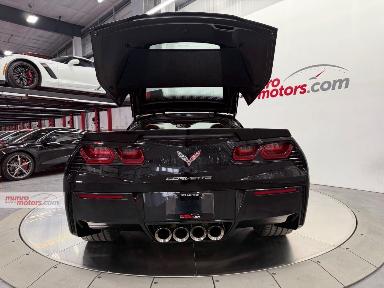 2017 Chevrolet Corvette Stingray Coupe Z51 3LT Photo