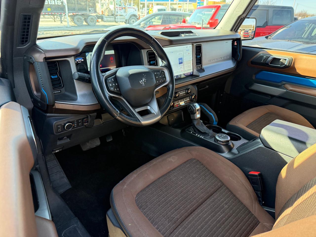 2022 Ford Bronco Outer Banks NAV! Heated Steering! AutoStart! Photo
