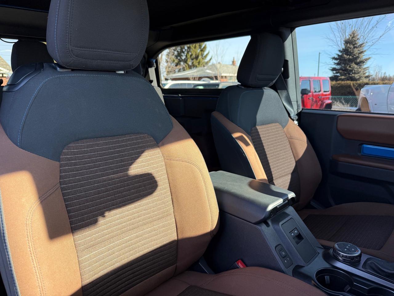 2022 Ford Bronco Outer Banks NAV! Heated Steering! AutoStart! Photo