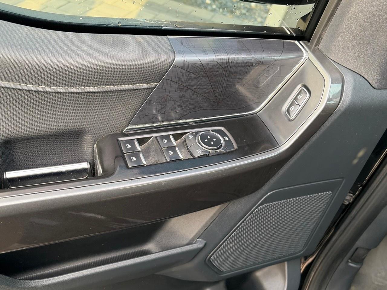 2023 Ford F-150 XLT 4WD SuperCrew 5.5' Box Photo