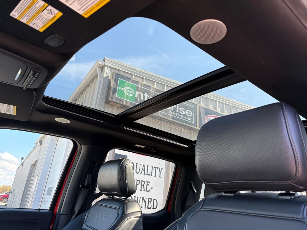 2023 Ford F-150 Raptor 4WD SuperCrew 5.5' Box Photo
