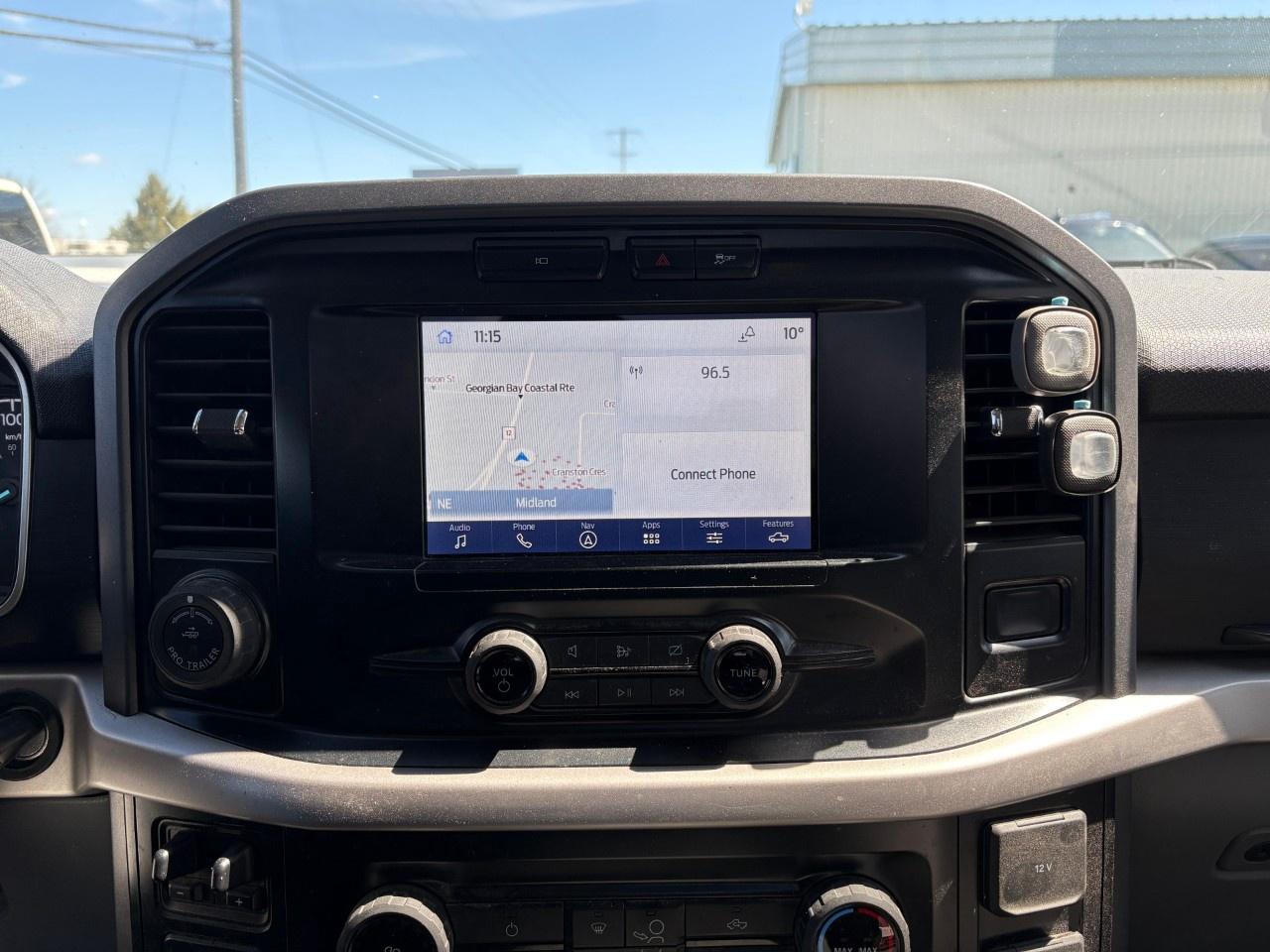 2023 Ford F-150 XLT 4WD Reg Cab 8' Box Photo