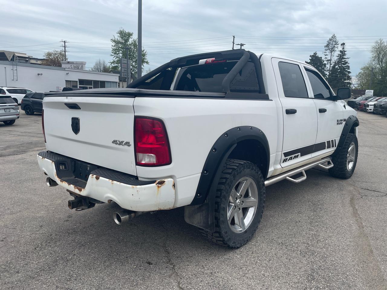 2018 RAM 1500 ST LIFTED | WHEEL FLARES | BACK RACK Photo
