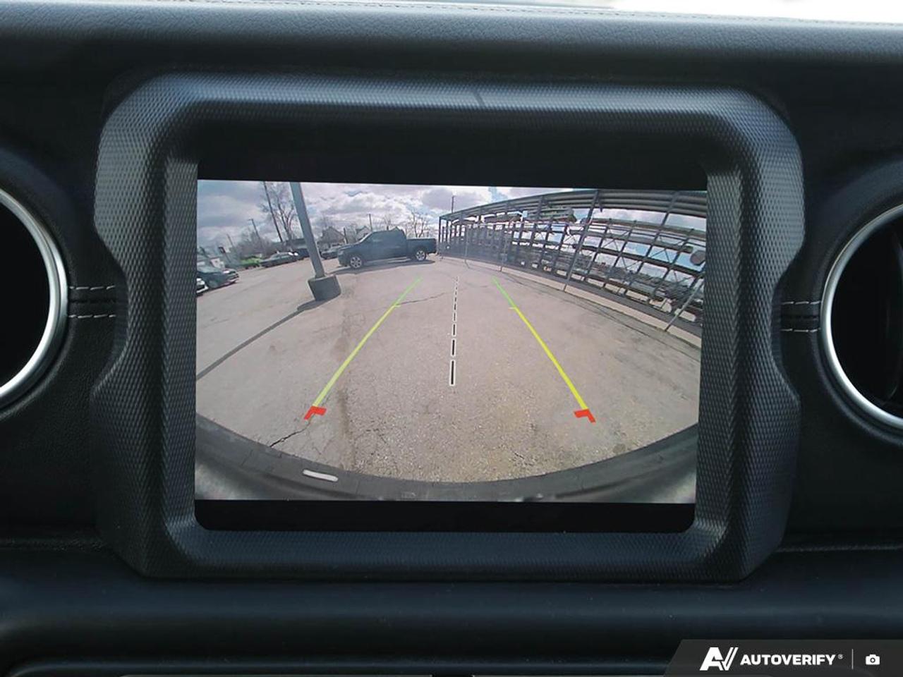 2023 Jeep Wrangler 4xe Sahara HEATED LEATHER SEATS & WHEEL | NAV Photo