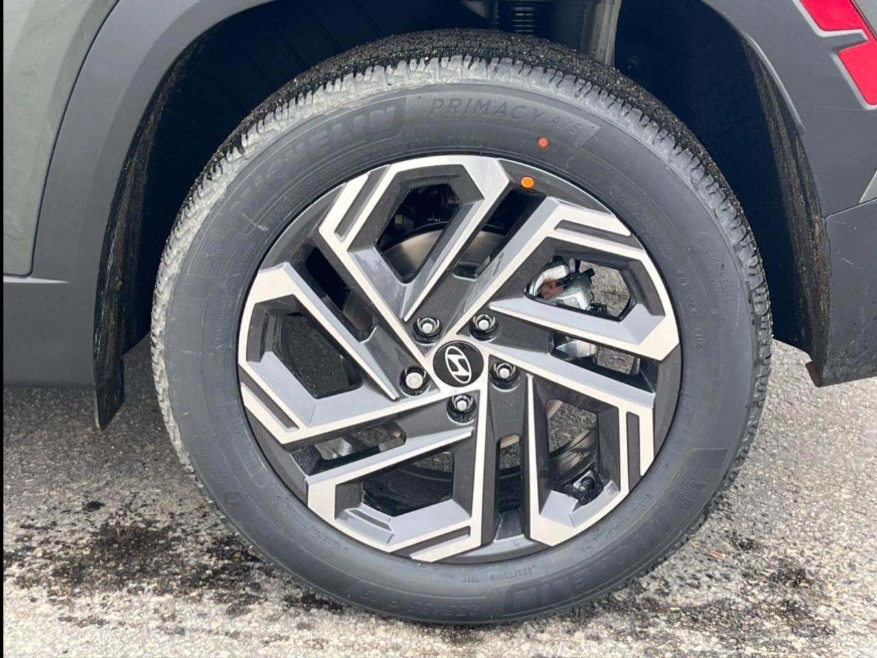 2026 Hyundai Tucson Hybrid Ultimate AWD Photo