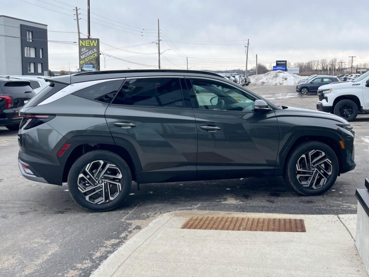 2026 Hyundai Tucson Hybrid Ultimate AWD Photo