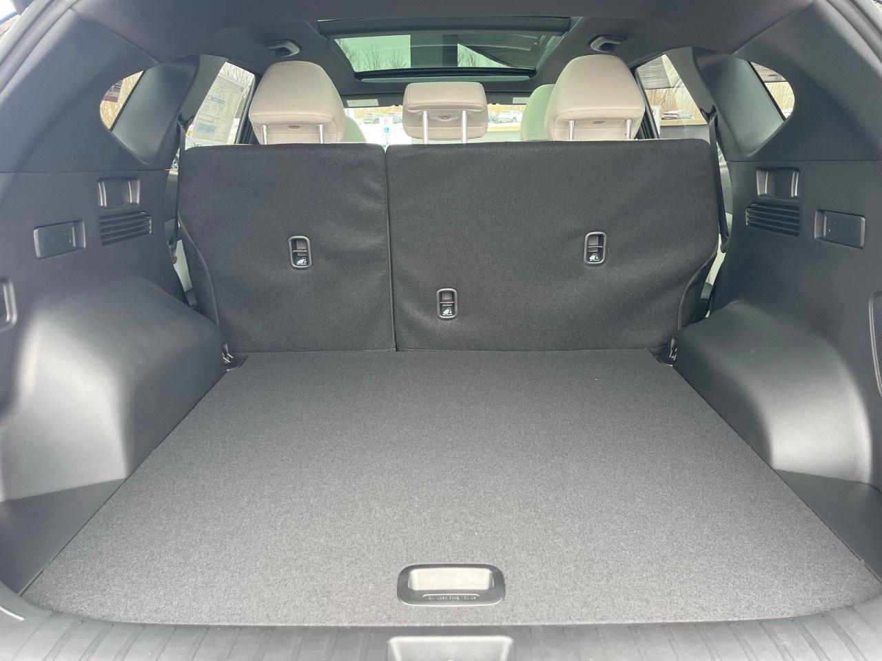 2026 Hyundai Tucson Hybrid Ultimate AWD Photo