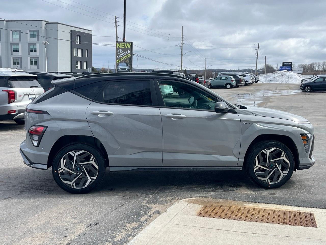 2026 Hyundai KONA 1.6T N Line Ultimate AWD w/Two-Tone Roof Photo