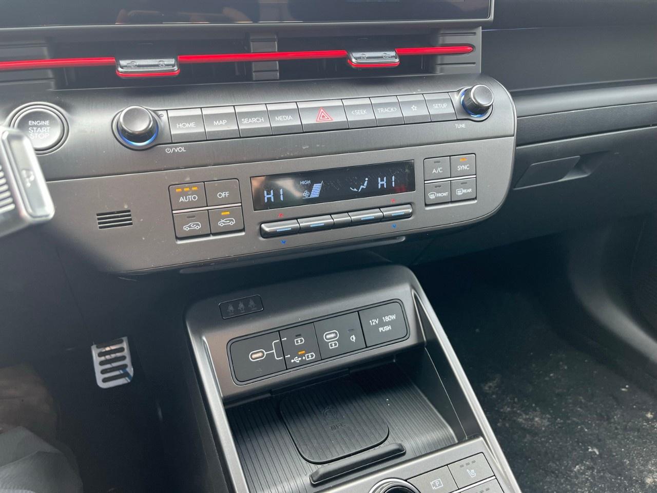 2026 Hyundai KONA 1.6T N Line Ultimate AWD w/Two-Tone Roof Photo