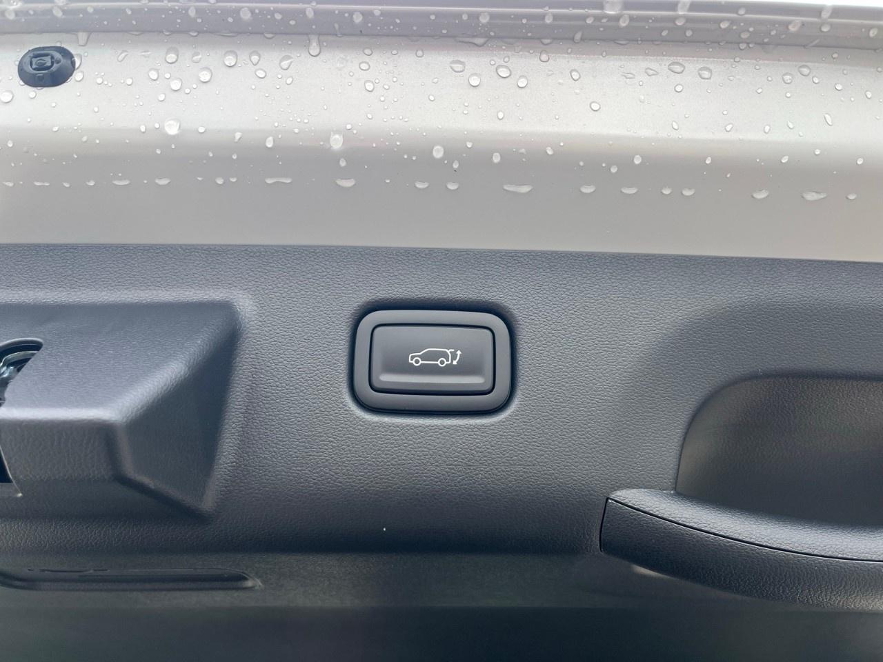 2026 Hyundai KONA 1.6T N Line Ultimate AWD w/Two-Tone Roof Photo