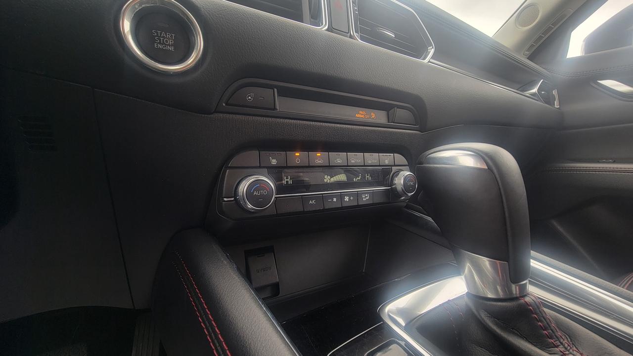 2024 Mazda CX-5 KURO Photo