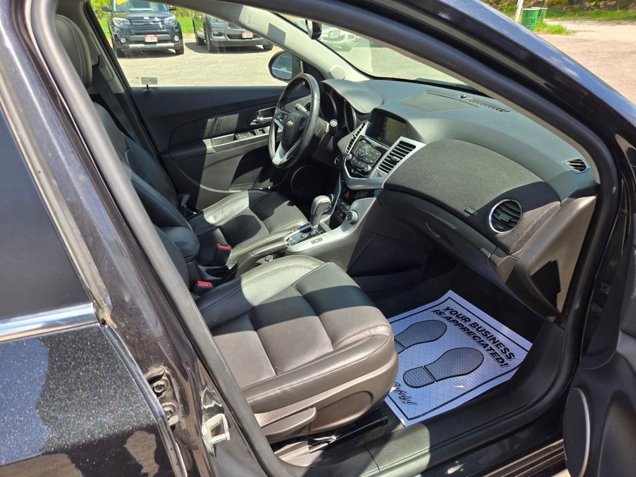 2015 Chevrolet Cruze 4dr Sdn 2lt Photo