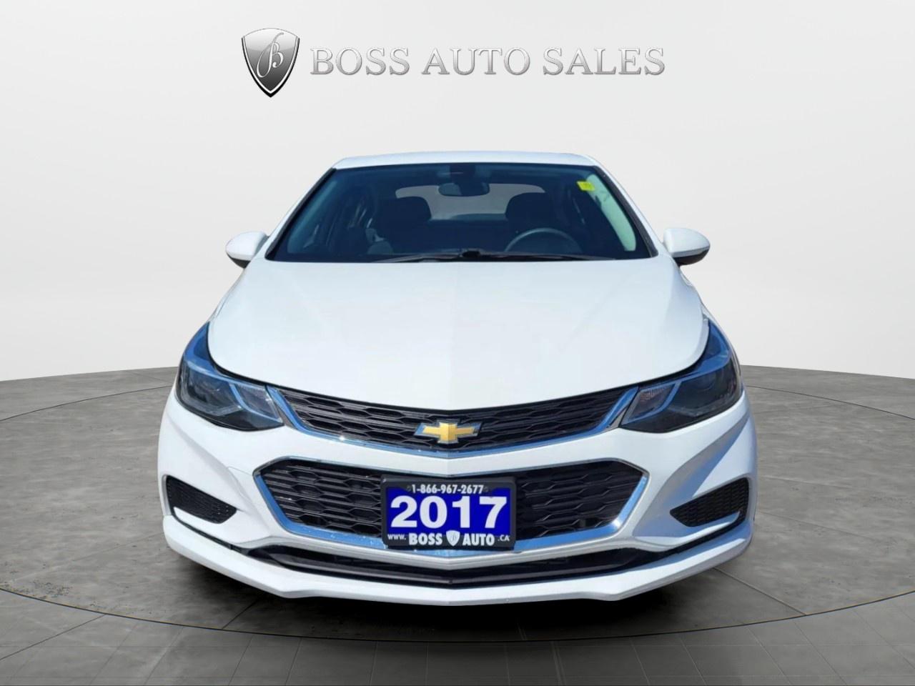 2017 Chevrolet Cruze Sedan LT (Automatic) Photo