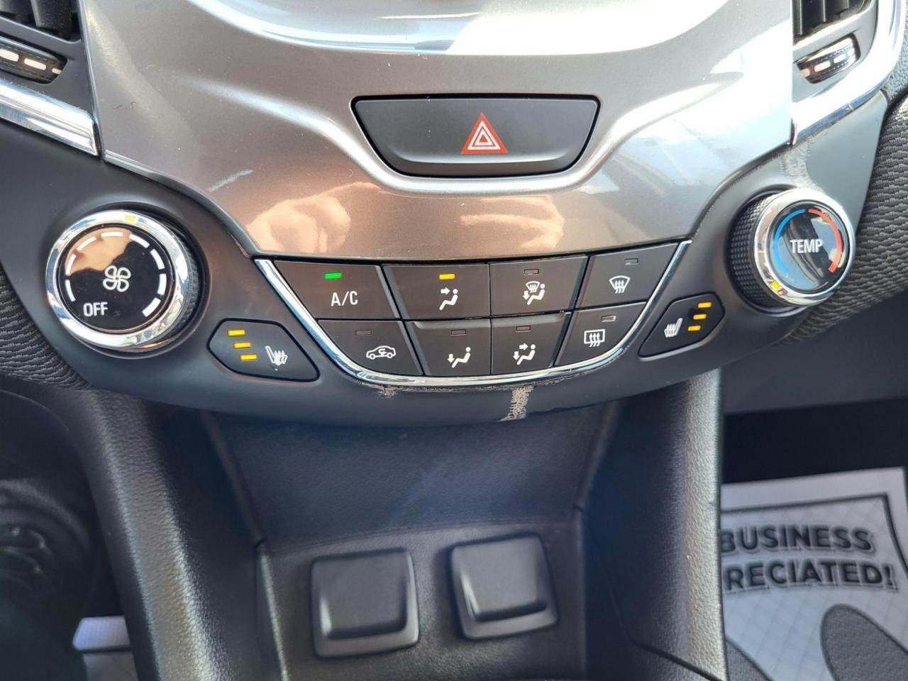 2017 Chevrolet Cruze Sedan LT (Automatic) Photo