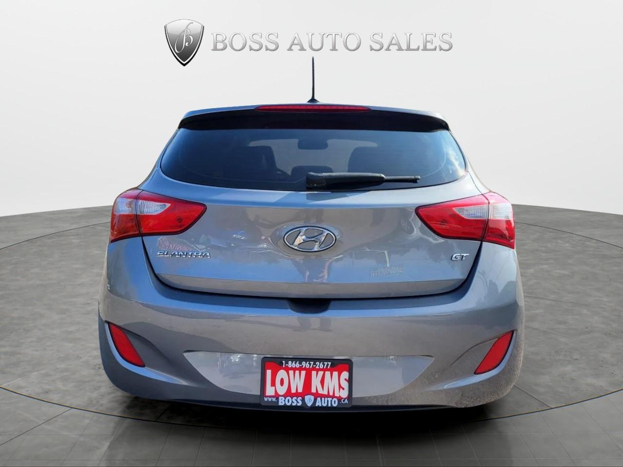 2014 Hyundai Elantra GT 5dr HB Auto SE Photo