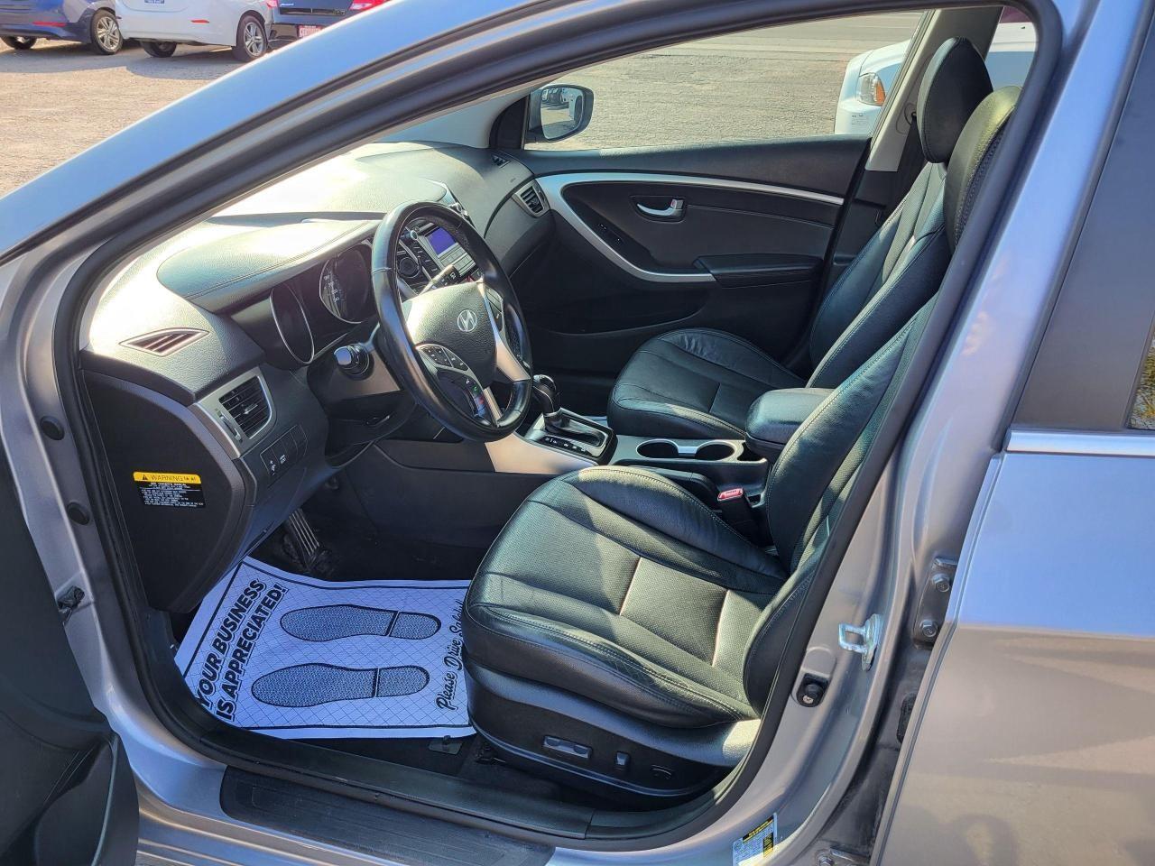 2014 Hyundai Elantra GT 5dr HB Auto SE Photo