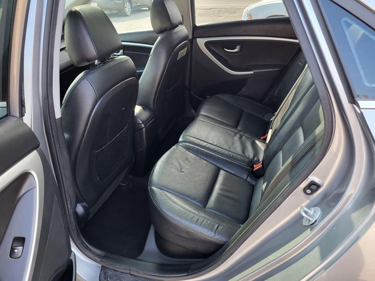 2014 Hyundai Elantra GT 5dr HB Auto SE Photo