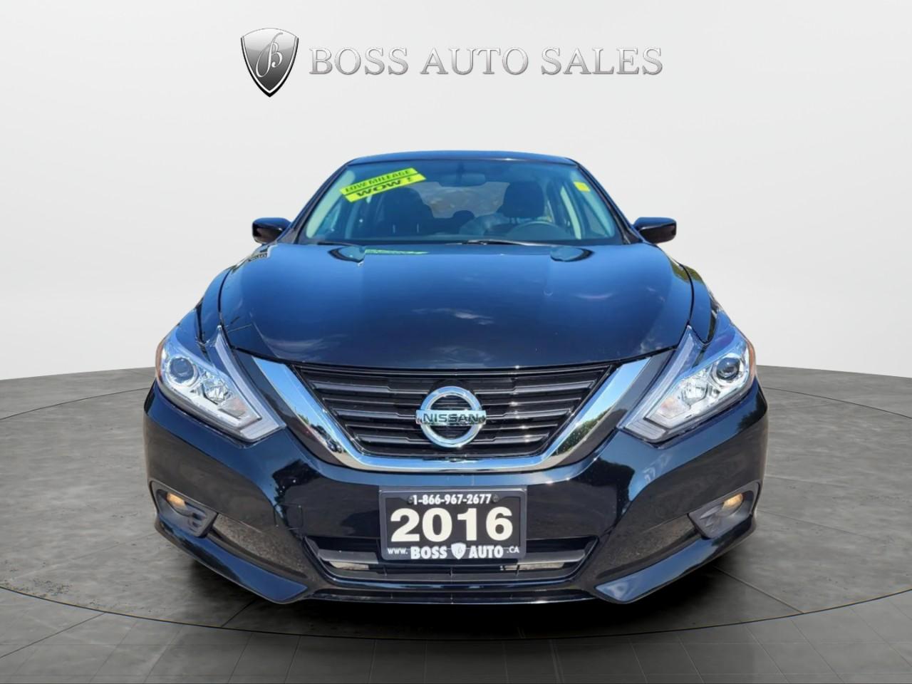 2016 Nissan Altima 2.5 SV Photo
