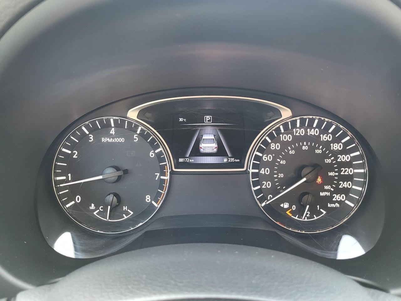 2016 Nissan Altima 2.5 SV Photo