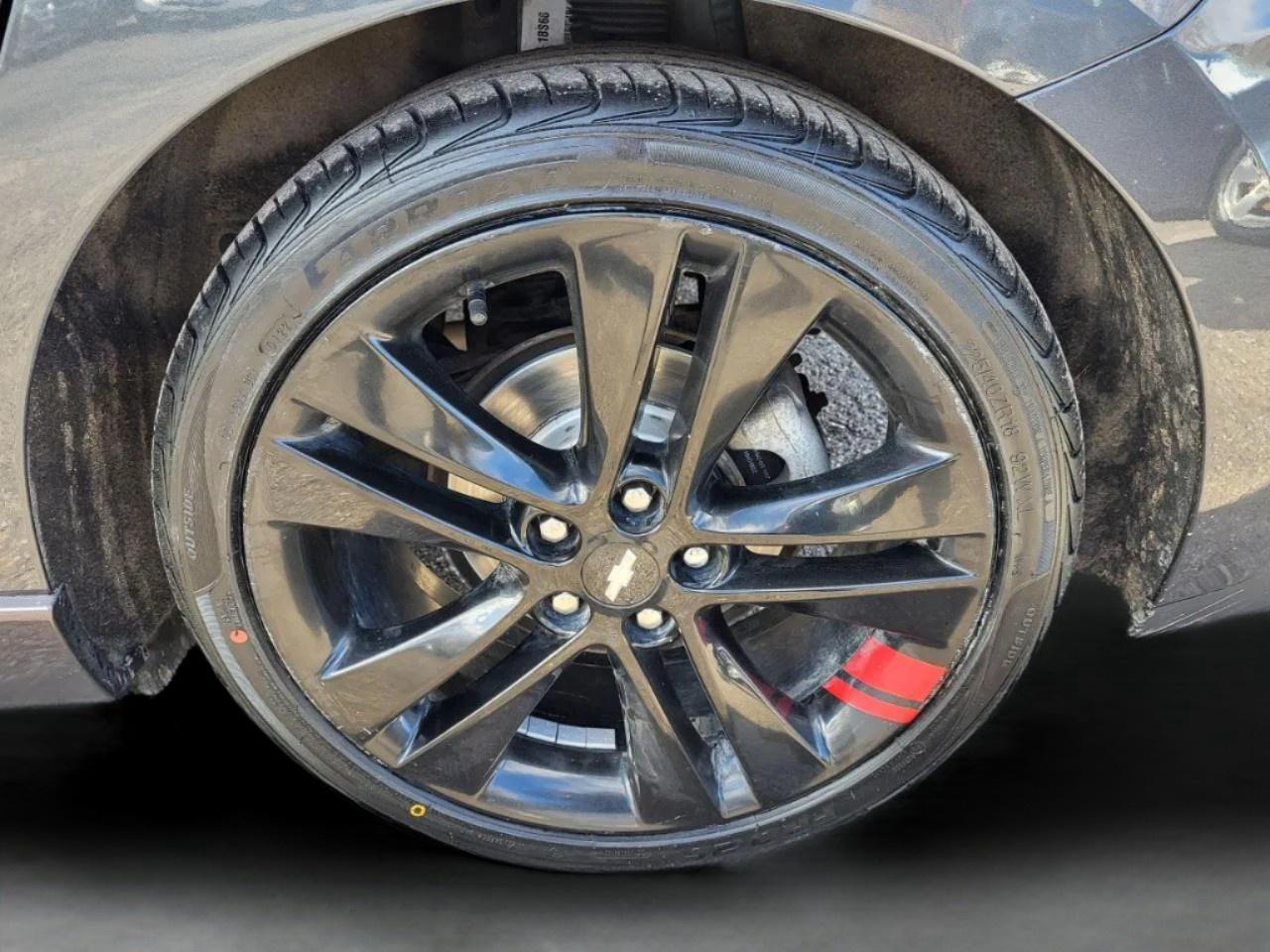 2017 Chevrolet Cruze Hatchback Premier Photo