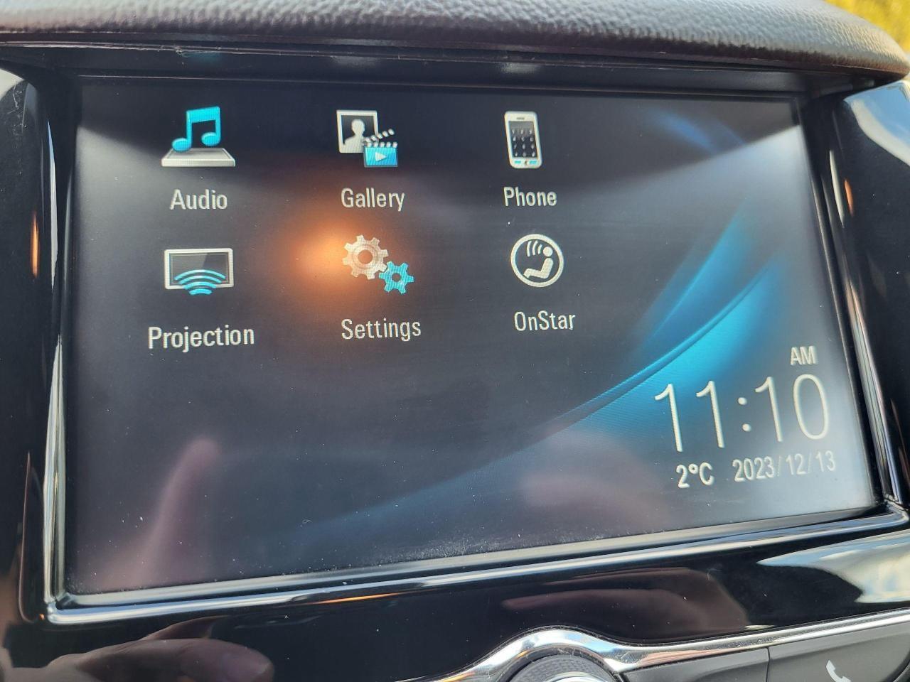 2017 Chevrolet Cruze Hatchback Premier Photo