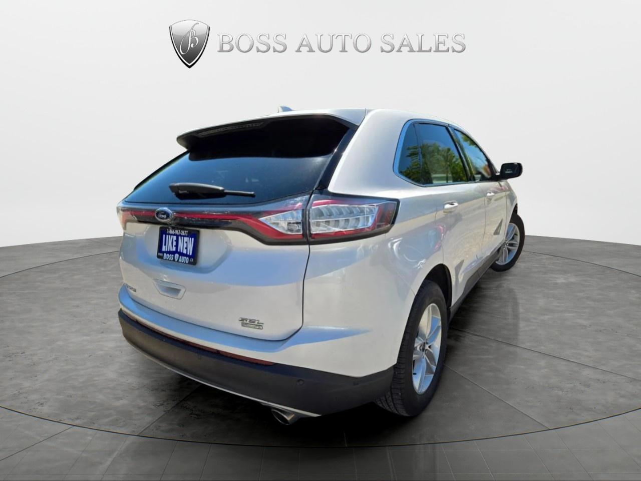 2017 Ford Edge 4DR SEL FWD Photo4