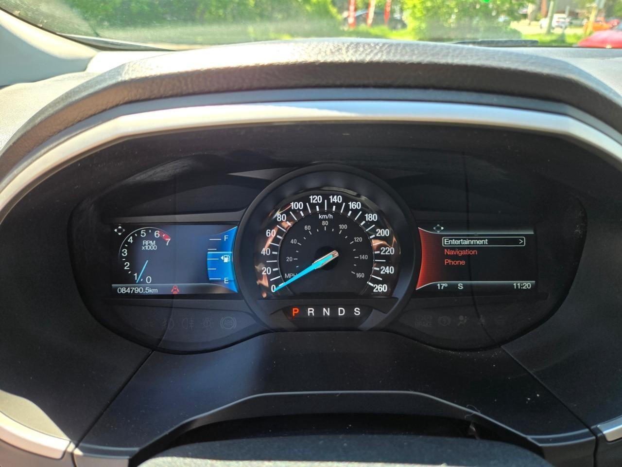 2017 Ford Edge SEL Photo