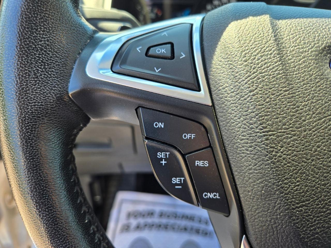 2017 Ford Edge SEL Photo