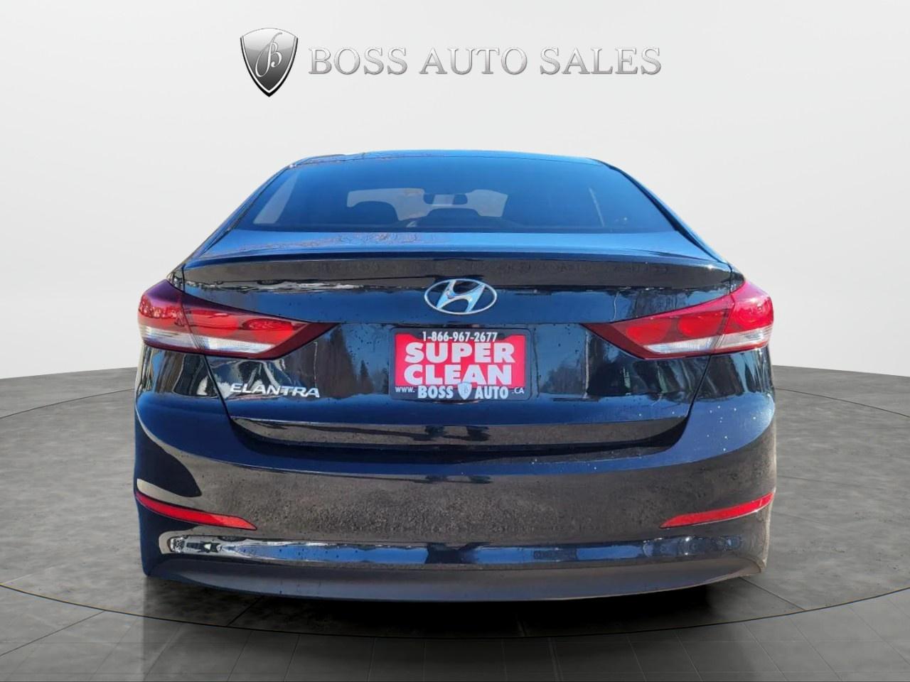 2017 Hyundai Elantra 4DR SDN AUTO LE Photo3