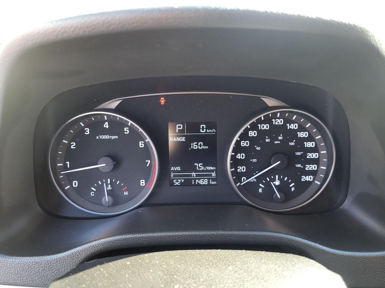 2017 Hyundai Elantra 4DR SDN AUTO LE Photo