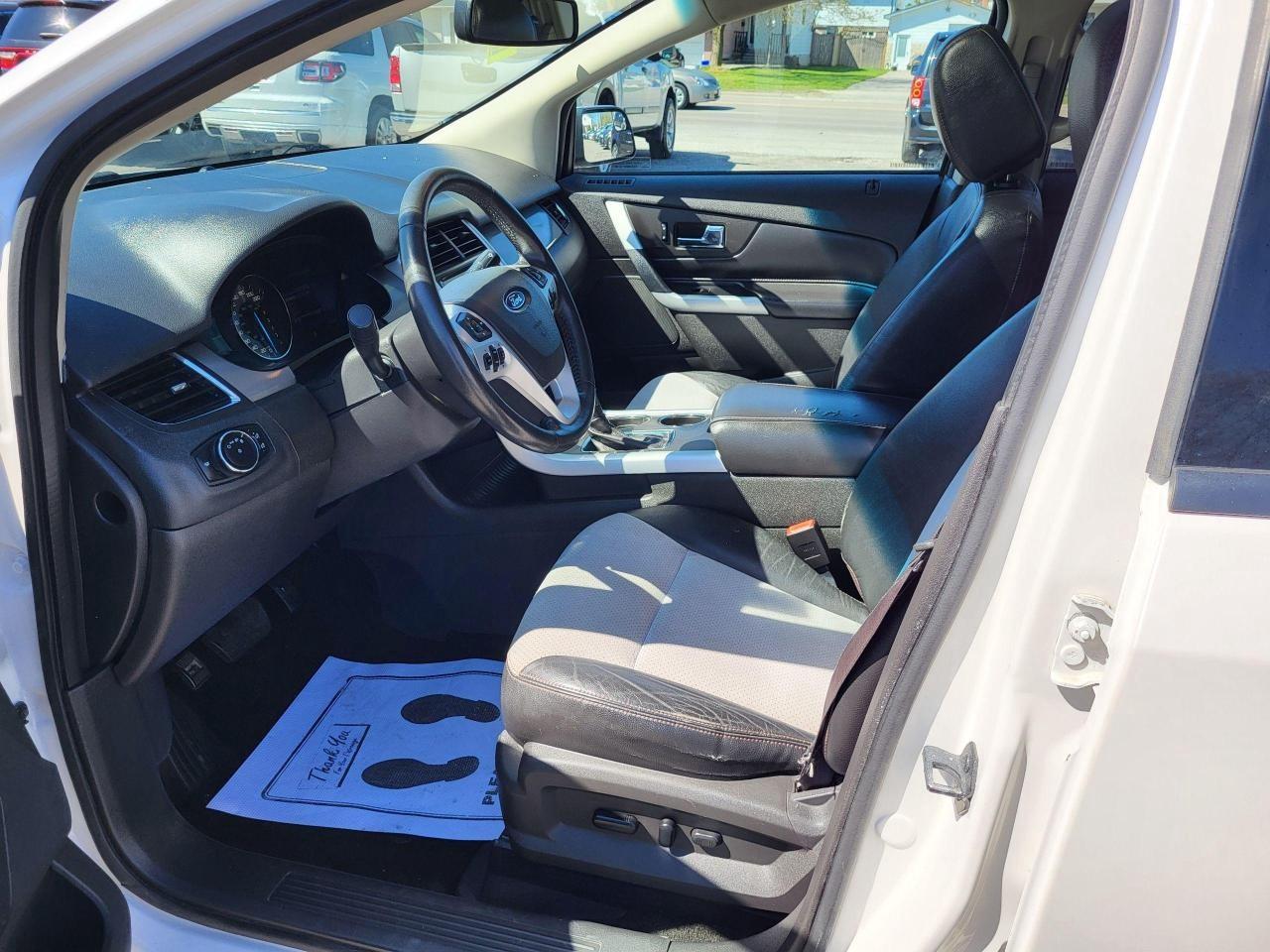 2013 Ford Edge 4DR SEL FWD Photo