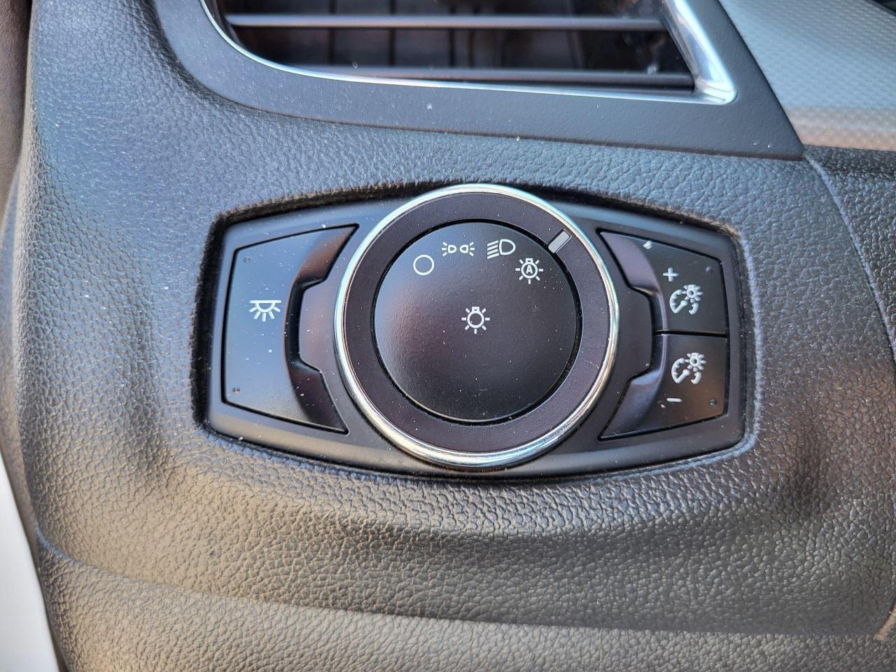 2013 Ford Edge 4DR SEL FWD Photo