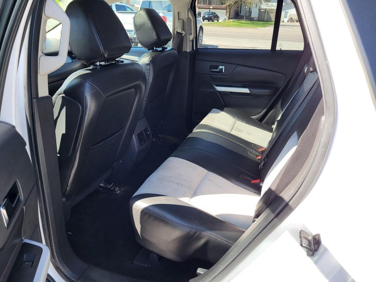 2013 Ford Edge SEL Photo
