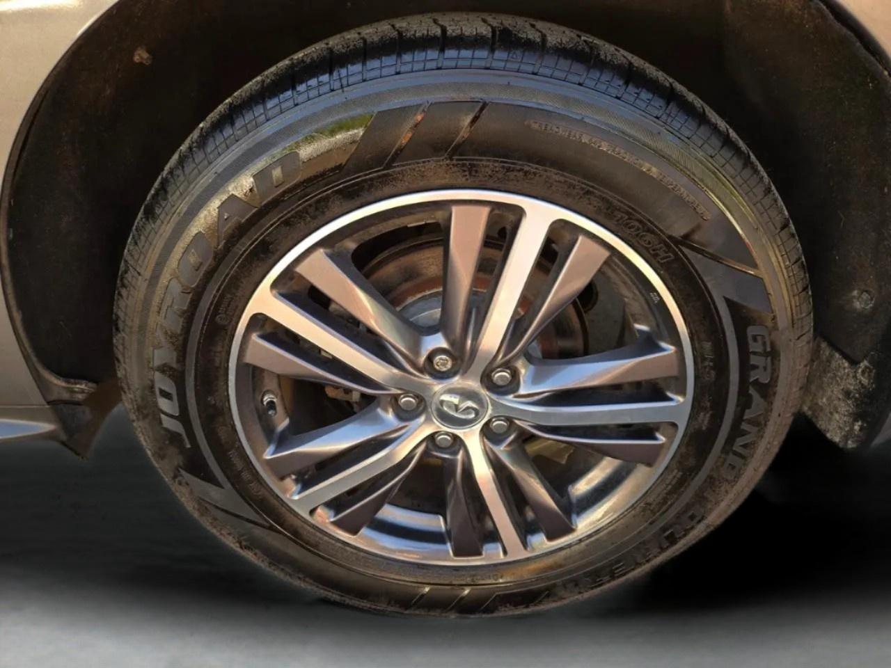 2016 Infiniti QX60 AWD 4dr Photo