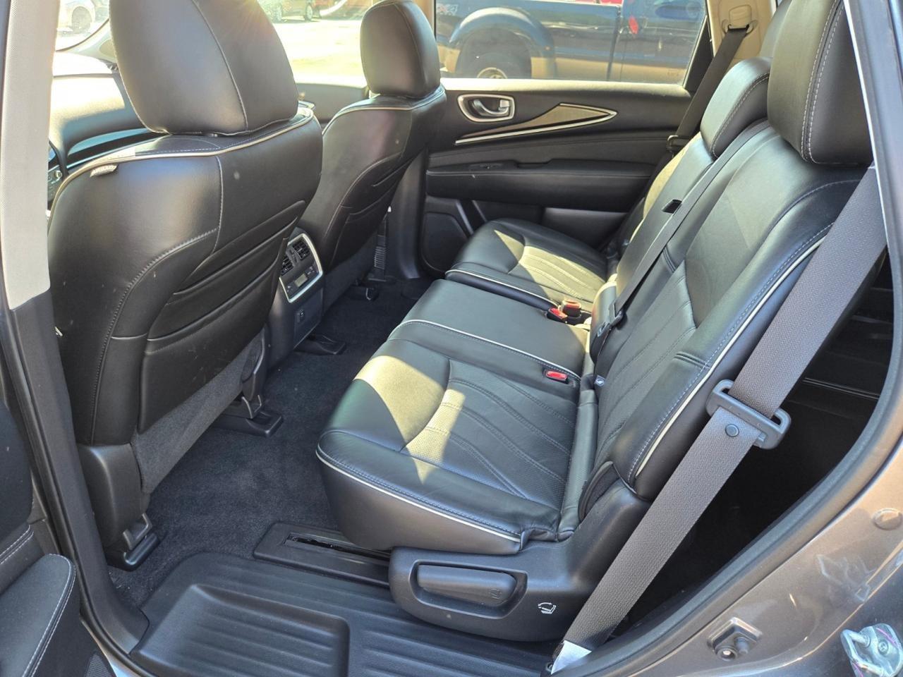 2016 Infiniti QX60 AWD 4dr Photo