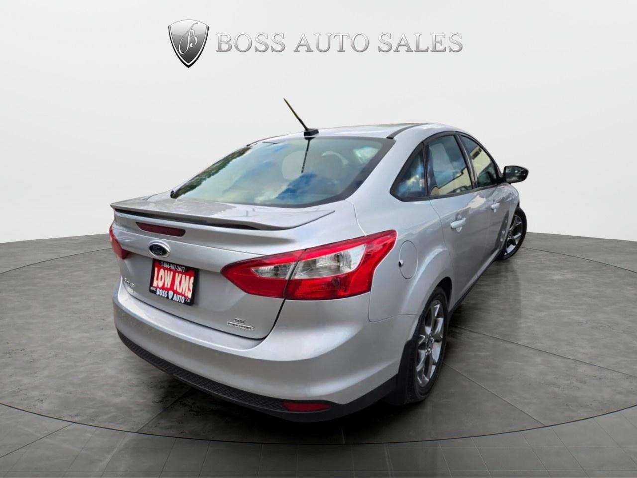 2014 Ford Focus 4DR SDN SE Photo