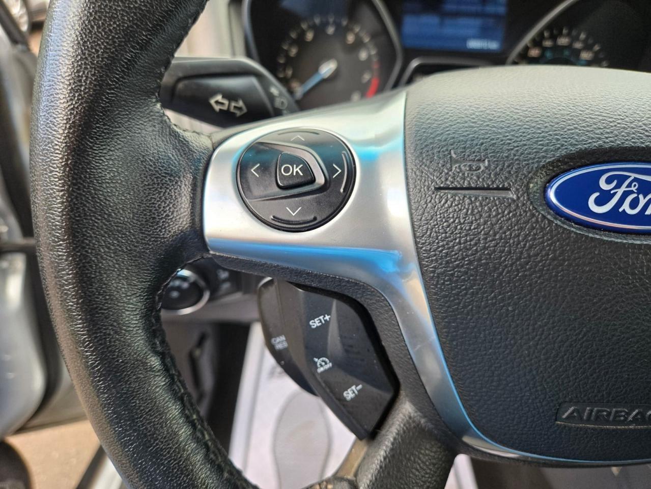 2014 Ford Focus 4DR SDN SE Photo